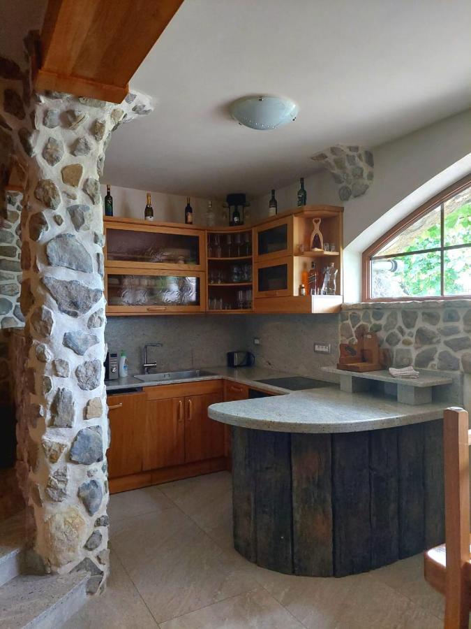 Zerko Holiday Home - Vineyard Chalet With Sauna And Jacuzzi Free Mirna Extérieur photo