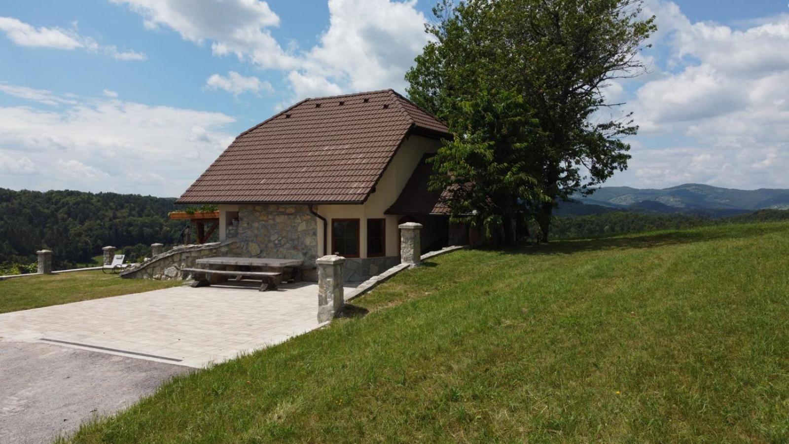 Zerko Holiday Home - Vineyard Chalet With Sauna And Jacuzzi Free Mirna Extérieur photo