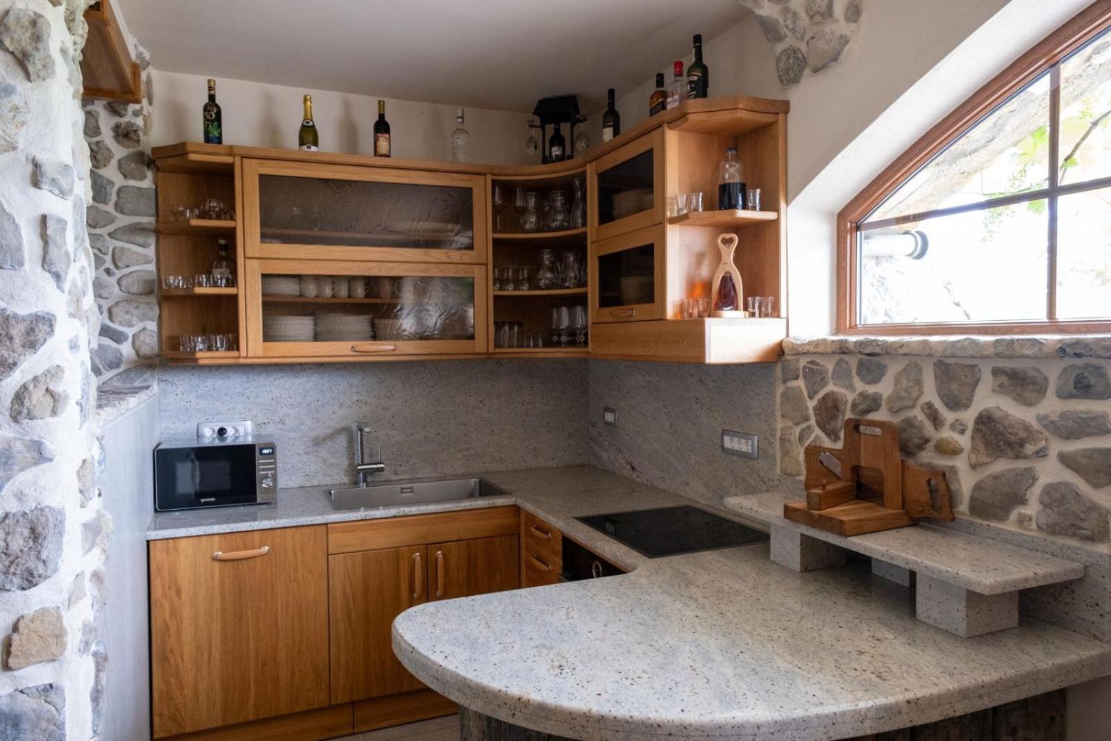 Zerko Holiday Home - Vineyard Chalet With Sauna And Jacuzzi Free Mirna Extérieur photo