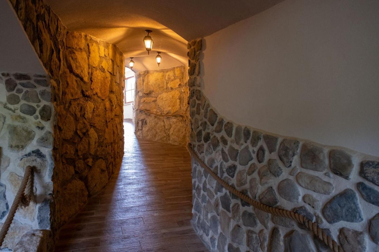 Zerko Holiday Home - Vineyard Chalet With Sauna And Jacuzzi Free Mirna Extérieur photo