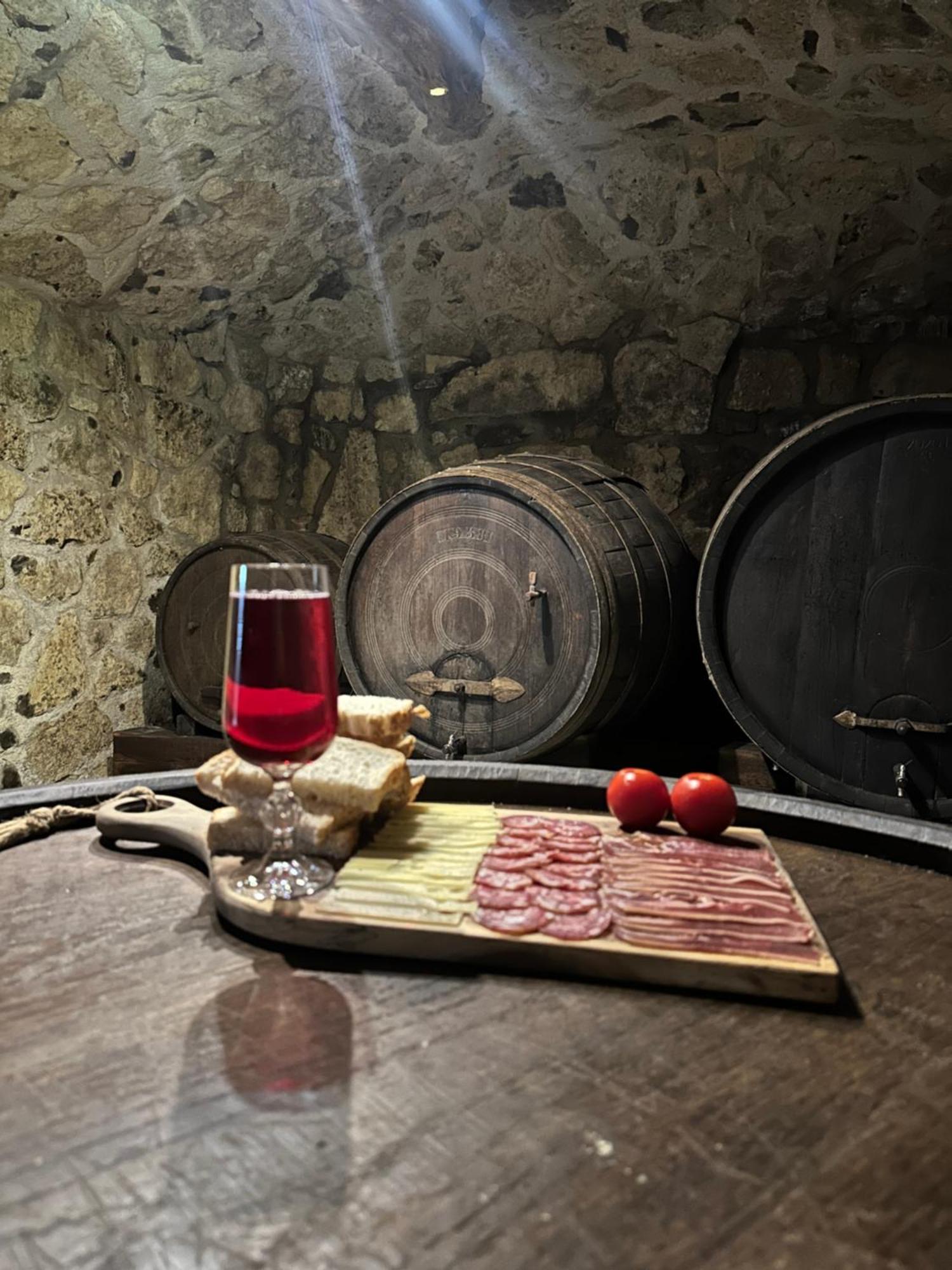 Zerko Holiday Home - Vineyard Chalet With Sauna And Jacuzzi Free Mirna Extérieur photo